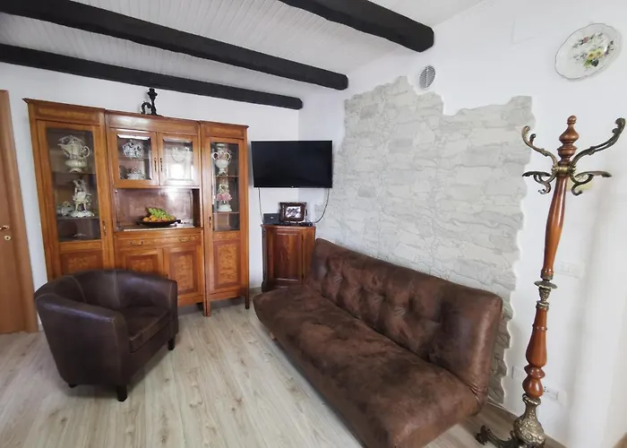 With Parking Near The Historical Center * Bellano